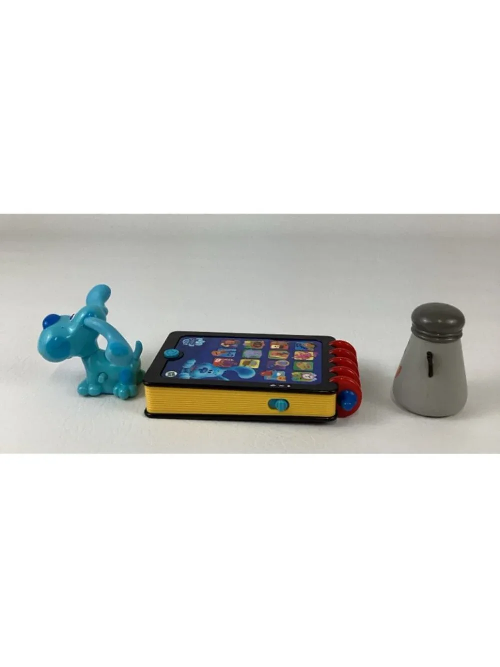 Blue's Clues Handy Dandy Notebook Mrs Pepper Blue Figure Toy Lot Bundle TESTED